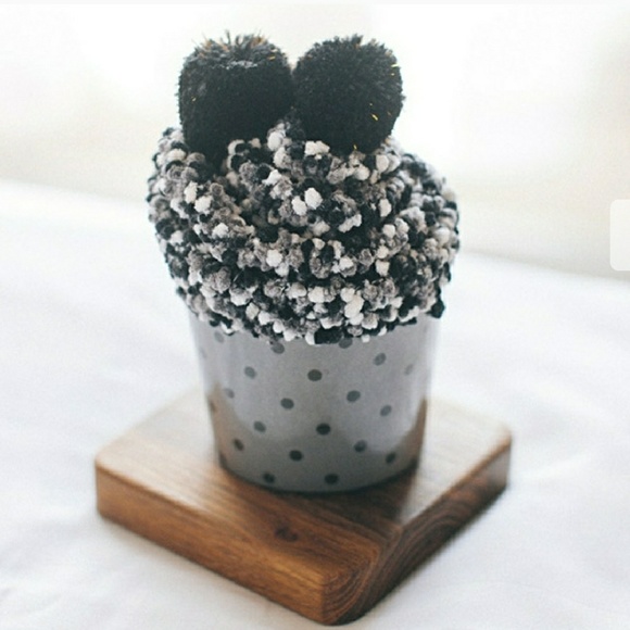 🍥Cute Cupcake Socks🍥 - Picture 2 of 6